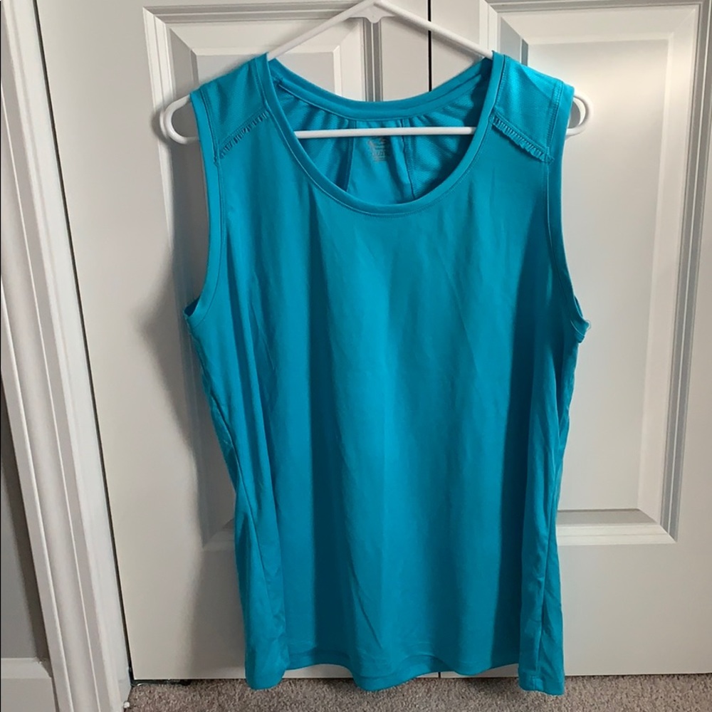 C9 workout tank with mesh panels